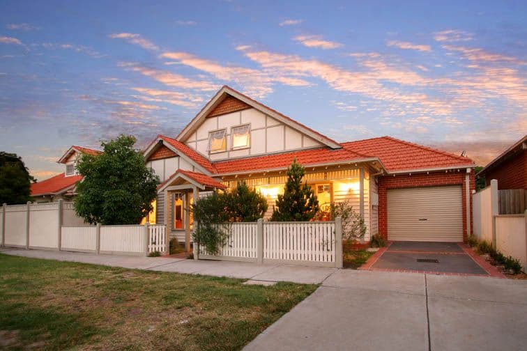 28A Carlisle Crescent, Hughesdale VIC 3166, Hughesdale - Image 1