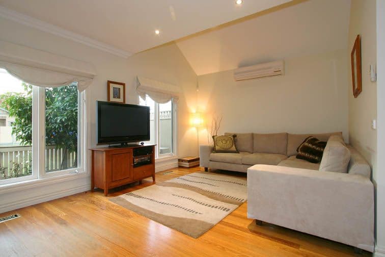 28A Carlisle Crescent, Hughesdale VIC 3166, Hughesdale - Thumbnail 3