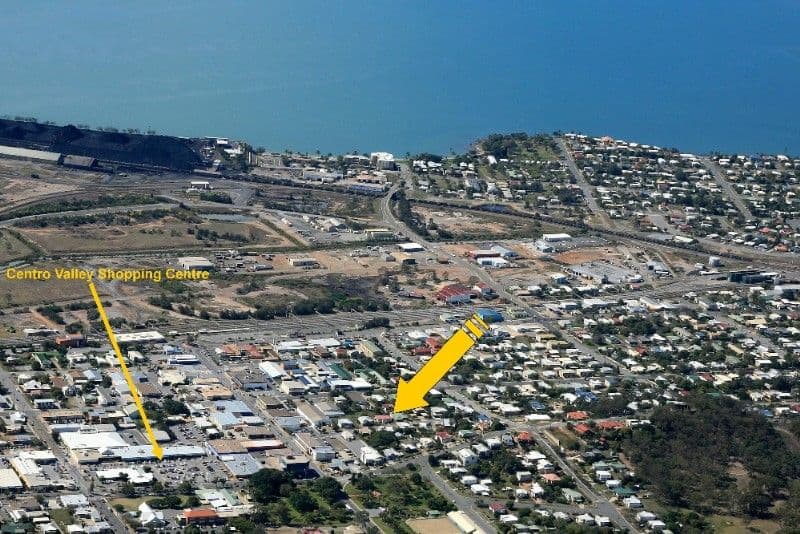 132 Oaka Lane, GLADSTONE QLD 4680, Gladstone Central - Thumbnail 2