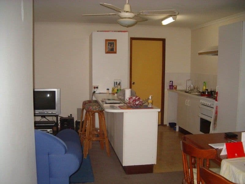 200 Olsen Avenue, LABRADOR QLD 4215, Labrador - Thumbnail 2
