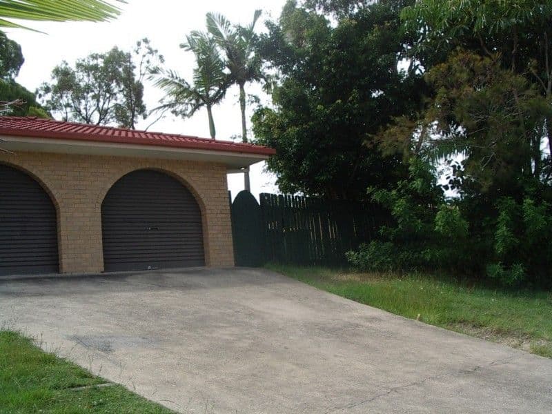 200 Olsen Avenue, LABRADOR QLD 4215, Labrador - Thumbnail 6