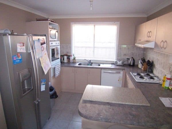 20 Spencer Drive, CARRUM DOWNS VIC 3201, Carrum Downs - Thumbnail 2