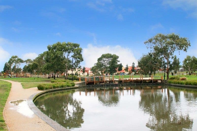 28 Maculata Grove, BUNDOORA VIC 3083, Bundoora - Thumbnail 2