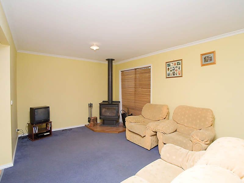 33 Kelly Street, BEVERIDGE VIC 3753, Beveridge - Thumbnail 2