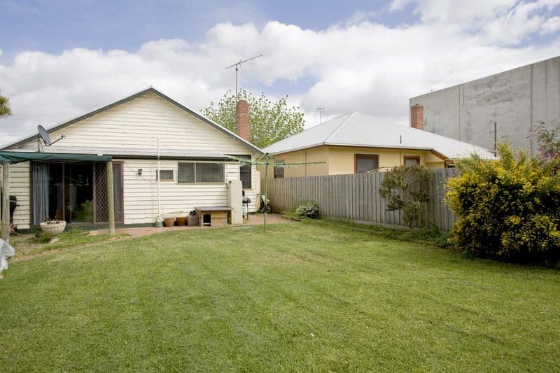 3 Fernleigh Street, NEWTOWN VIC 3220, Newtown - Thumbnail 4