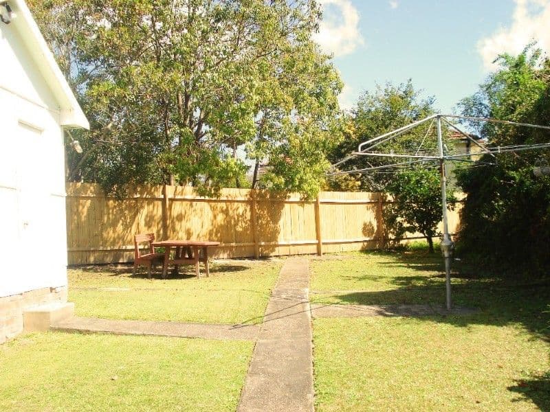 128 King Road, WAHROONGA NSW 2076, Wahroonga - Thumbnail 2