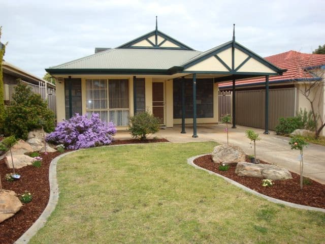 12 Autumn Avenue, CRAIGMORE SA 5114, Craigmore - Image 1