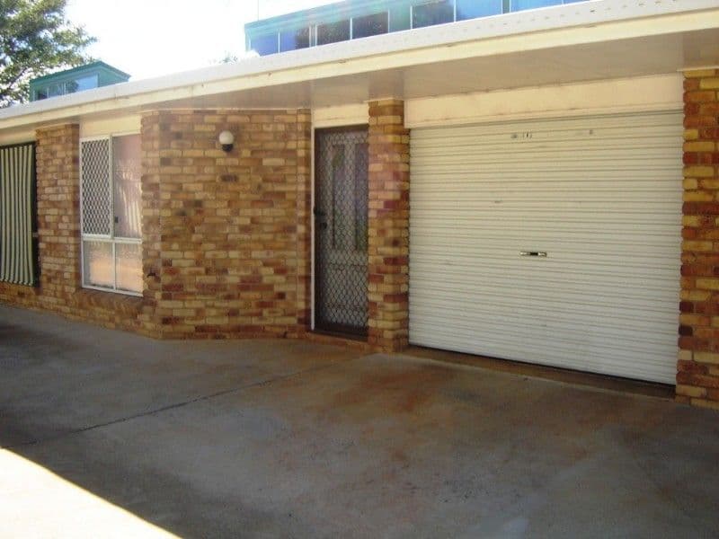 39 Anzac Avenue, NEWTOWN QLD 4350, Newtown - Thumbnail 2