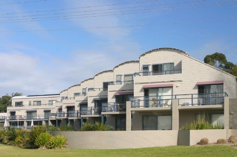 202-204 Beach Road, BATEHAVEN NSW 2536, Batehaven - Thumbnail 2