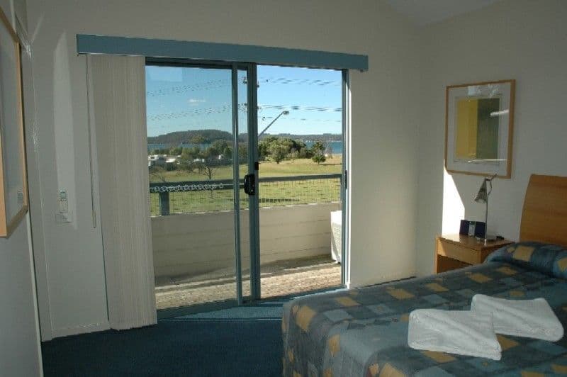 202-204 Beach Road, BATEHAVEN NSW 2536, Batehaven - Thumbnail 3