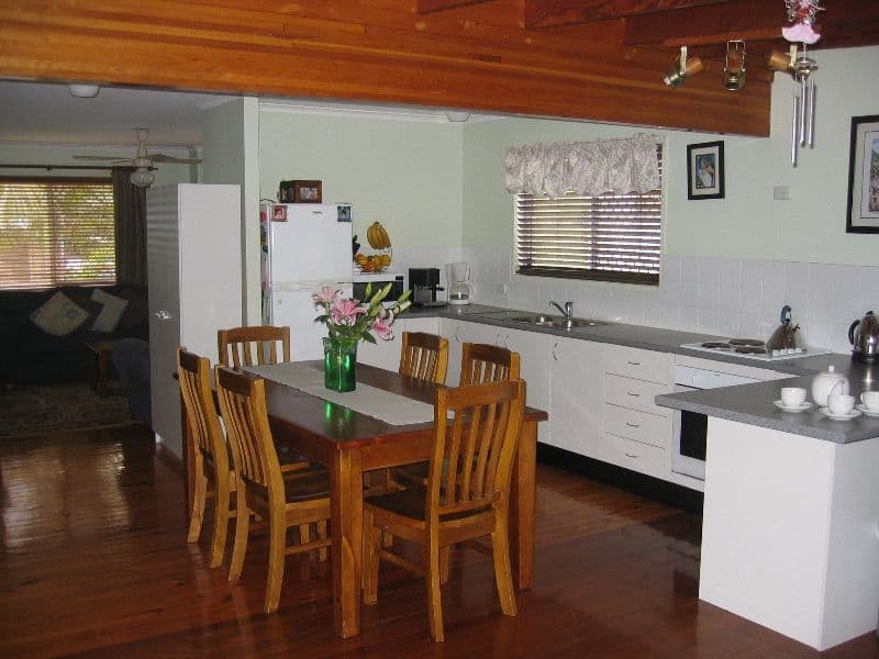 12 Tabulam Drive, FERNY HILLS QLD 4055, Ferny Hills - Thumbnail 3