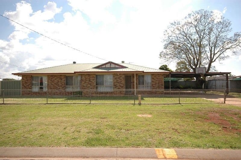 1 Sybyl Street, HARRISTOWN QLD 4350, Harristown - Image 1