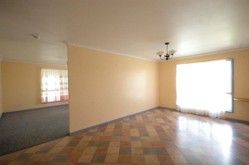 1 Sybyl Street, HARRISTOWN QLD 4350, Harristown - Thumbnail 8