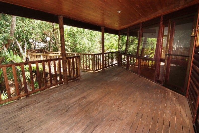 8 Sandpiper Crescent, JUBILEE POCKET QLD 4802, Jubilee Pocket - Thumbnail 2