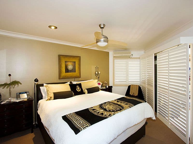 100 Upton Street, BUNDALL QLD 4217, Bundall - Thumbnail 7