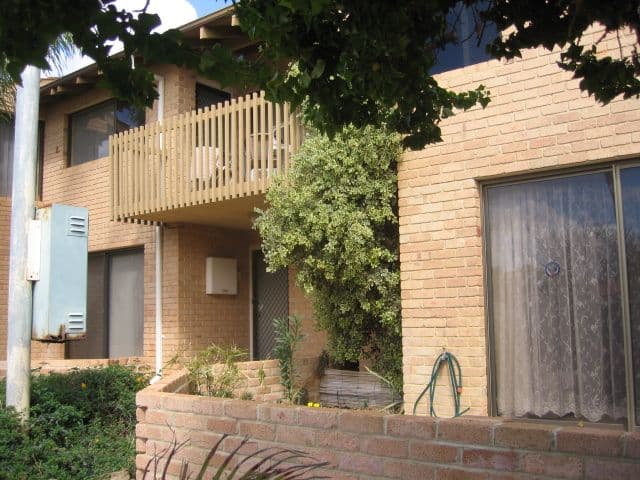 198 Chapman Road, BERESFORD WA 6530, Beresford - Thumbnail 2