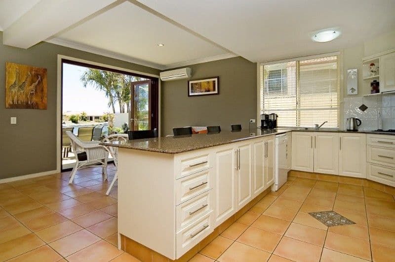 16 Prosperity Drive, HELENSVALE QLD 4212, Helensvale - Thumbnail 4
