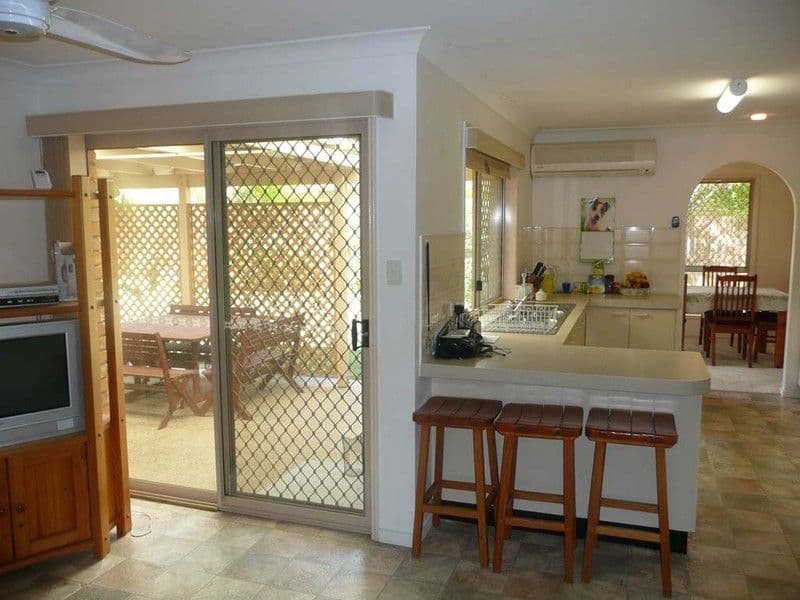 166 Kameruka Street, CALAMVALE QLD 4116, Calamvale - Thumbnail 6