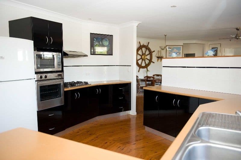 1 The Quarterdeck, BLACKS BEACH QLD 4740, Blacks Beach - Thumbnail 4