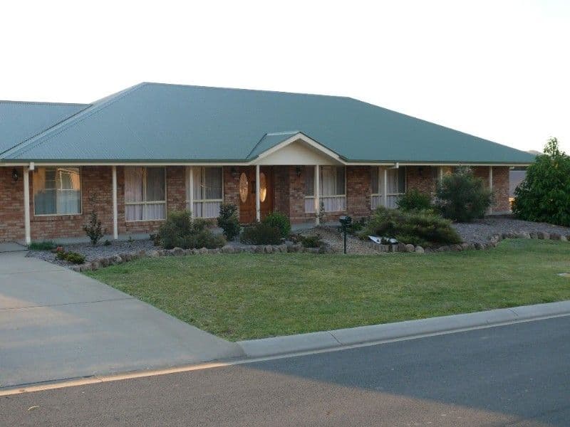 21 Mountain View Crescent, MOUNT NATHAN QLD 4211, Mount Nathan - Image 1