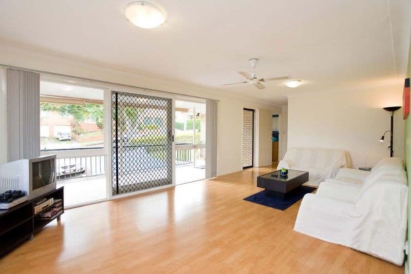 15 Cresthaven Drive, MANSFIELD QLD 4122, Mansfield - Thumbnail 3