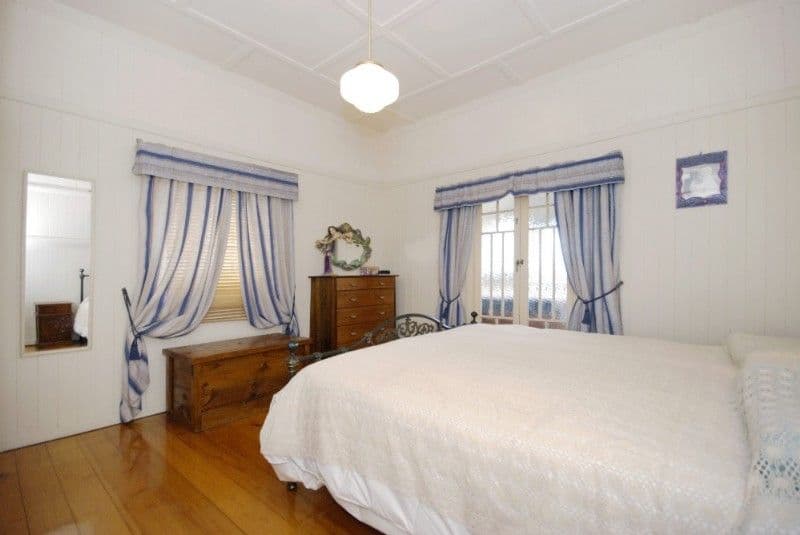 36 Glenfern Avenue, KEDRON QLD 4031, Kedron - Thumbnail 7