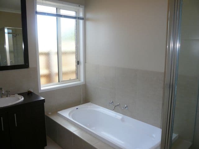 5 Sovereign Court, WARRNAMBOOL VIC 3280, Warrnambool - Thumbnail 4