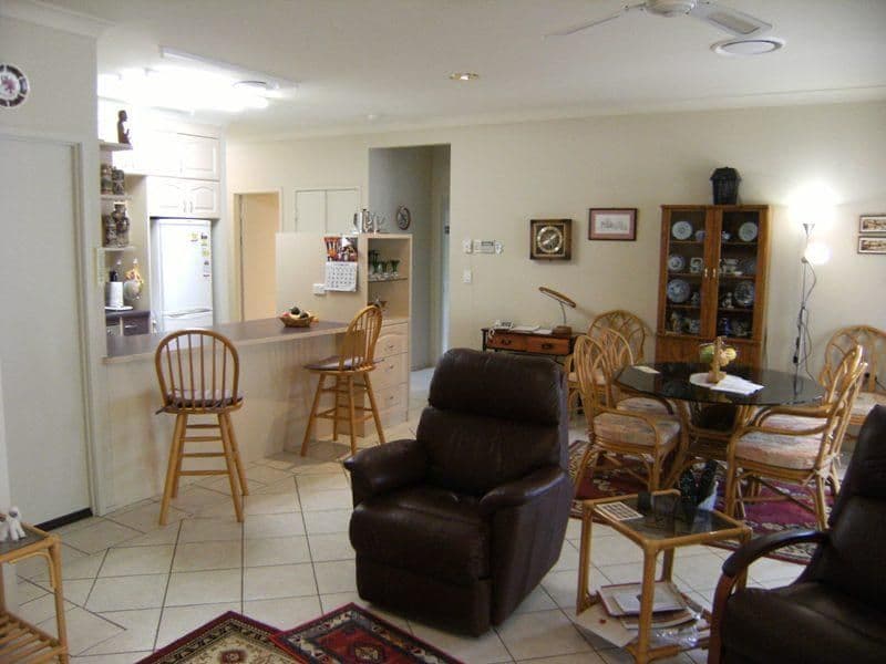  2 Kawana Island Villas  Grand Parade, PARREARRA QLD 4575, Parrearra - Thumbnail 2