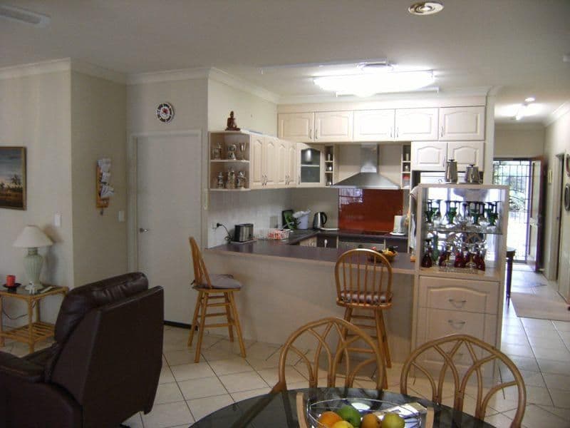  2 Kawana Island Villas  Grand Parade, PARREARRA QLD 4575, Parrearra - Thumbnail 3