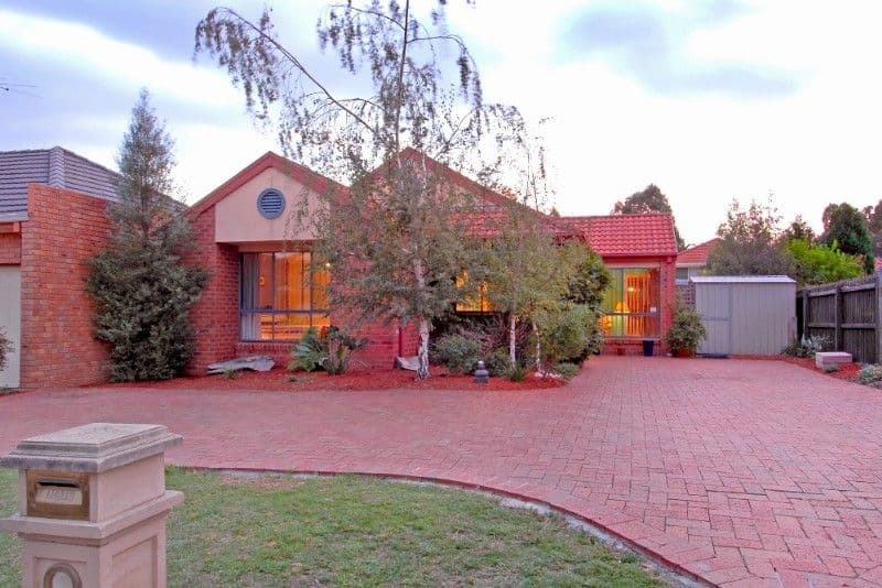 7 Moonstone Walk, BUNDOORA VIC 3083, Bundoora - Image 1