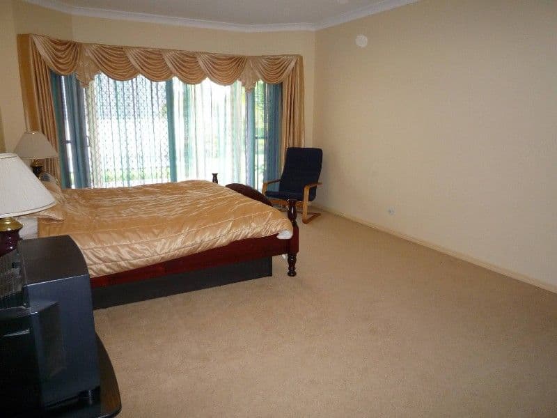70 Ingles Circuit, ARUNDEL QLD 4214, Arundel - Thumbnail 7