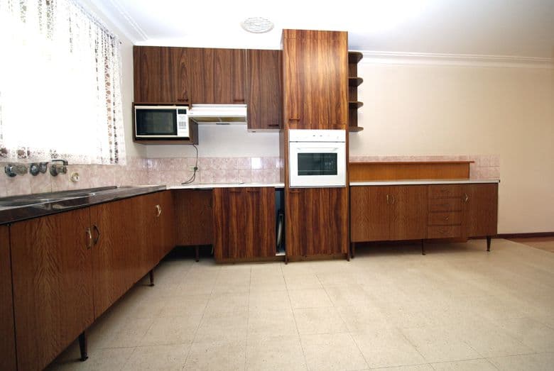 18 Terry Street, HEIDELBERG HEIGHTS VIC 3081, Heidelberg Heights - Thumbnail 4