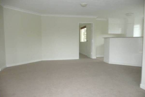 1 Hillsdon Road, TARINGA QLD 4068, Taringa - Thumbnail 3