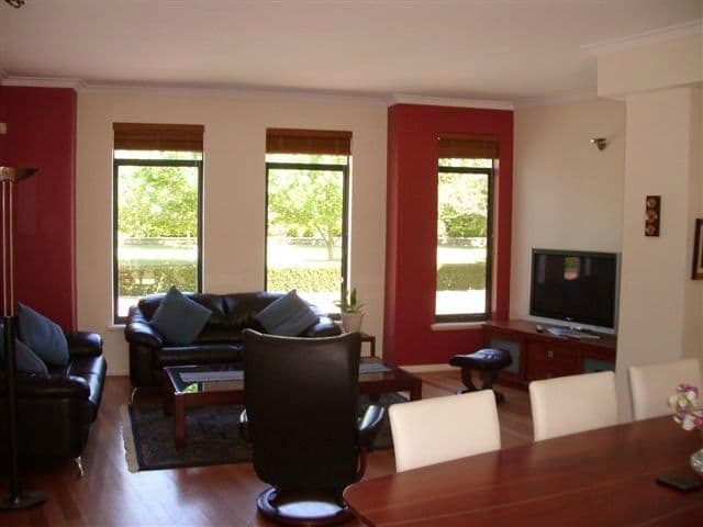 16 Mere View Way, SUBIACO WA 6008, Subiaco - Thumbnail 2