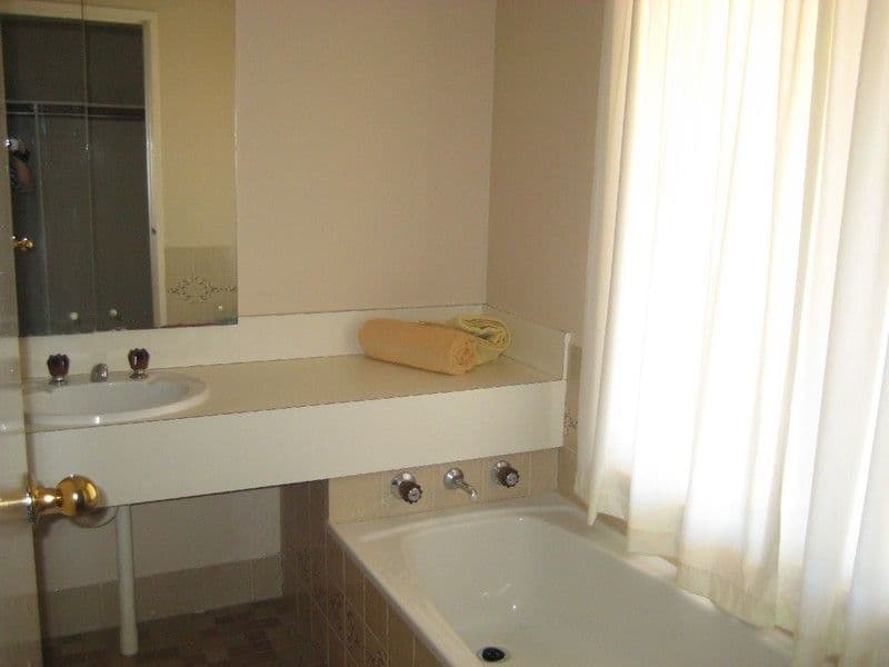 43 Nilpena Court, CRAIGMORE SA 5114, Craigmore - Thumbnail 7