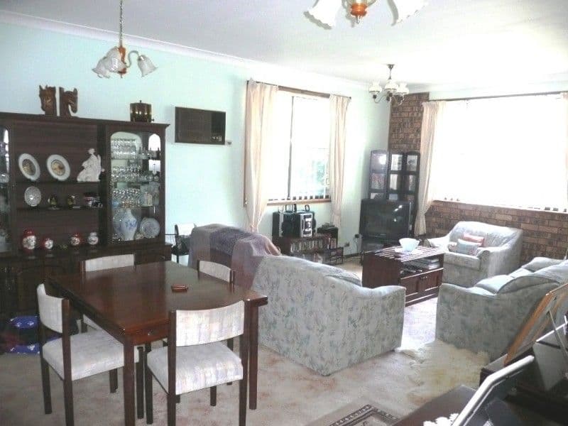 11 Charmhaven Avenue, CHARMHAVEN NSW 2263, Charmhaven - Thumbnail 2