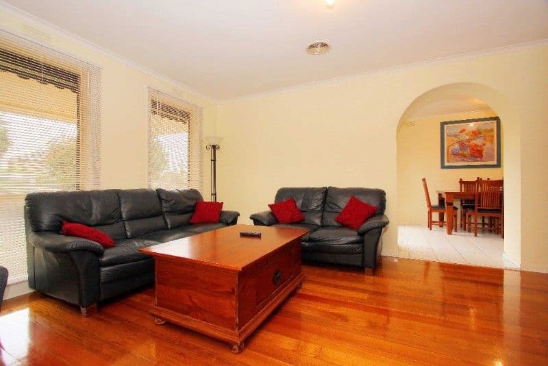 9 McKimmies Road, LALOR VIC 3075, Lalor - Thumbnail 2