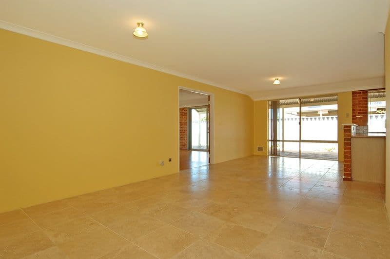 45 Lombardy Cresc, CAVERSHAM WA 6055, Caversham - Thumbnail 6