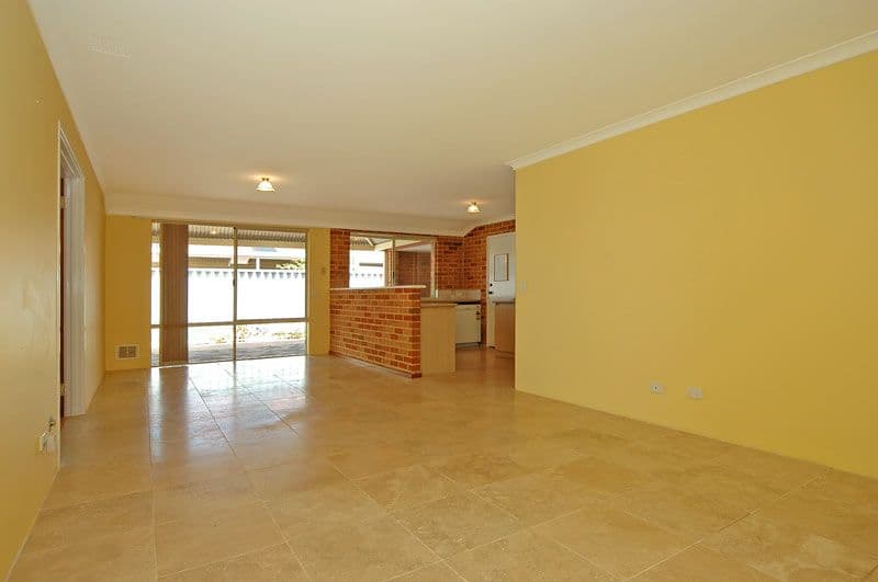45 Lombardy Cresc, CAVERSHAM WA 6055, Caversham - Thumbnail 7