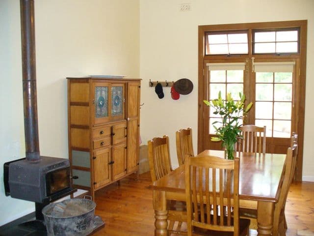 11 Harriet  Street, CLARE SA 5453, Clare - Thumbnail 2