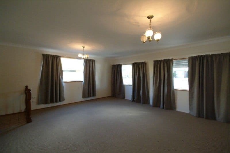 20 Jason Street, WILSONTON HEIGHTS QLD 4350, Wilsonton Heights - Thumbnail 2