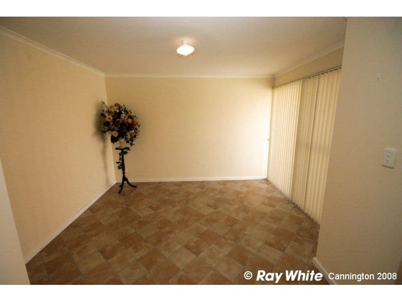 41 Whitlock Avenue, EAST CANNINGTON WA 6107, East Cannington - Thumbnail 3
