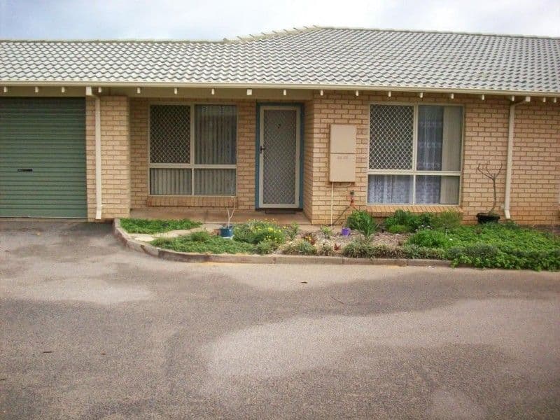 2/238 Willcock Drive, GERALDTON WA 6530, Geraldton - Image 1