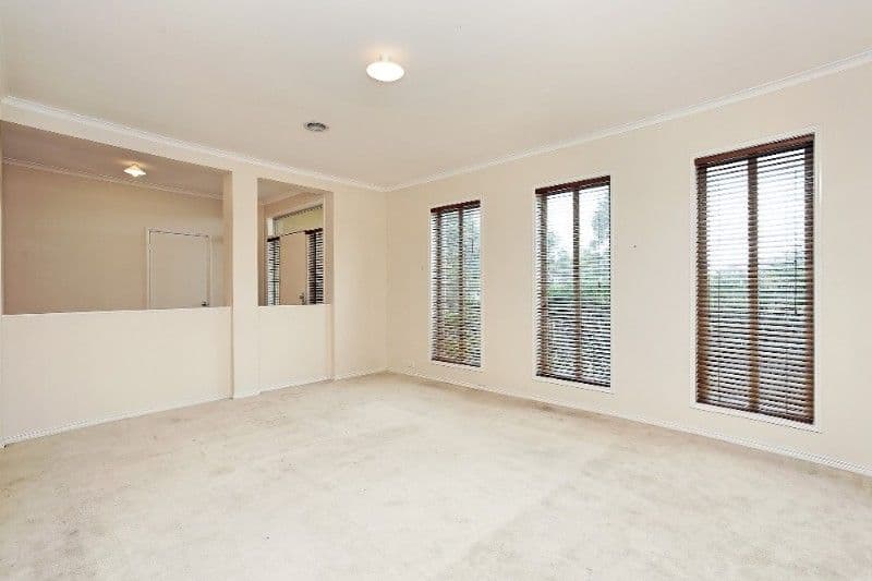 17 Hopkins Pass, PAKENHAM VIC 3810, Pakenham - Thumbnail 3