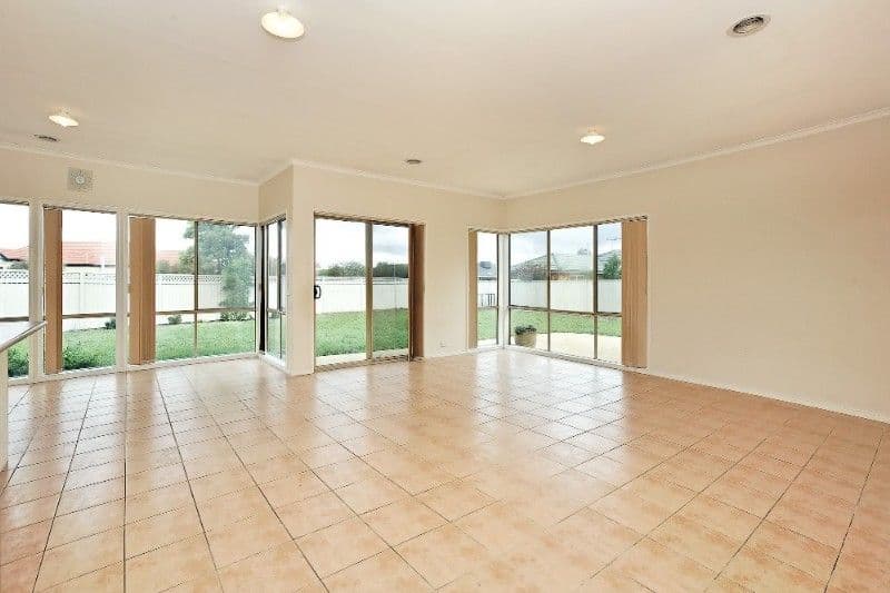 17 Hopkins Pass, PAKENHAM VIC 3810, Pakenham - Thumbnail 6