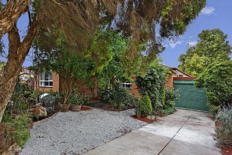 96 Grayson Drive, SCORESBY VIC 3179, Scoresby - Image 1