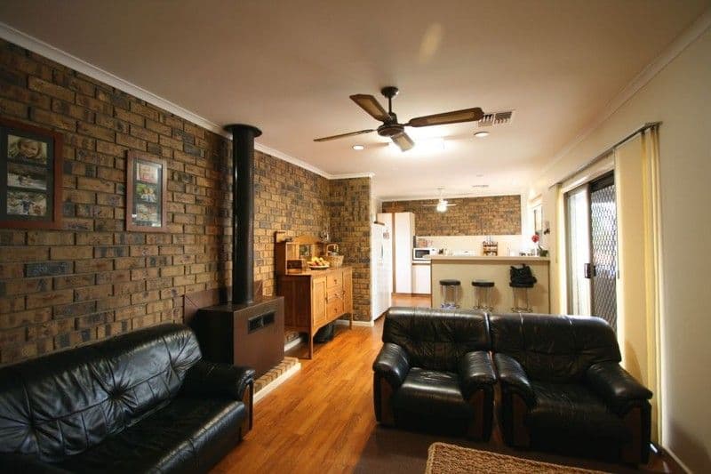 24 Thiele Avenue, LOXTON SA 5333, Loxton - Thumbnail 3