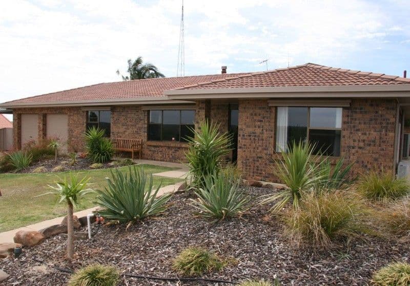 24 Thiele Avenue, LOXTON SA 5333, Loxton - Image 1