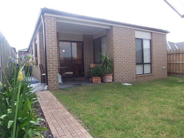 19 Sherbourne Drive, CARRUM DOWNS VIC 3201, Carrum Downs - Thumbnail 4