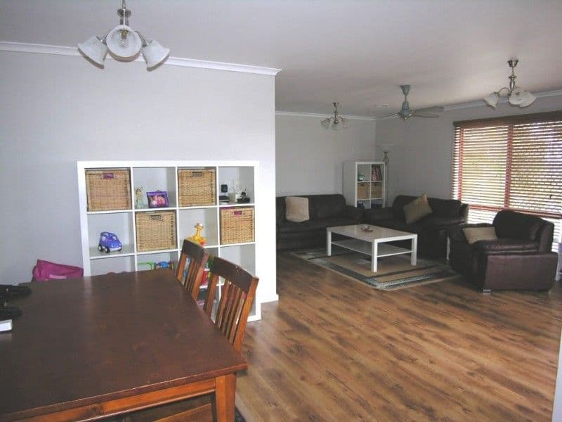 2 West Link, CHIRNSIDE PARK VIC 3116, Chirnside Park - Thumbnail 6